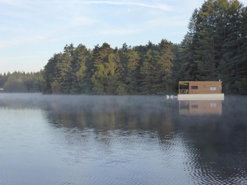 Domaine Des Etangs De Taysse Hotel Espagnac Luaran gambar
