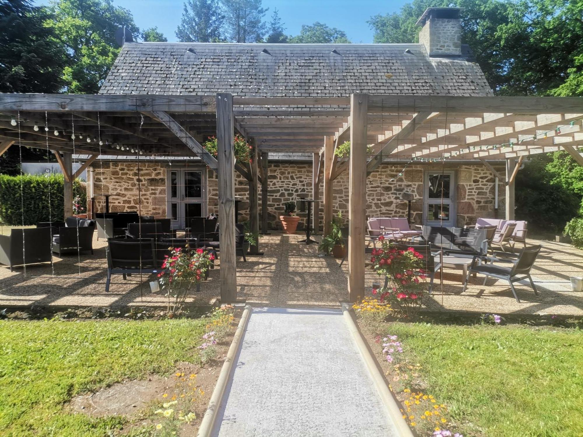 Domaine Des Etangs De Taysse Hotel Espagnac Luaran gambar