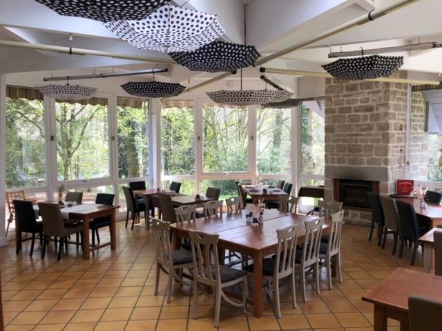 Domaine Des Etangs De Taysse Hotel Espagnac Luaran gambar
